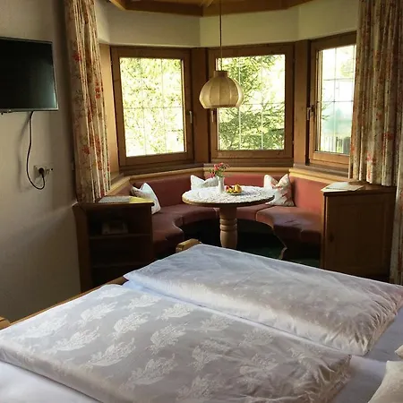 Guest house Gaestehaus Laerchenheim Mayrhofen